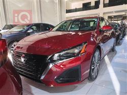 نيسان ألتيما